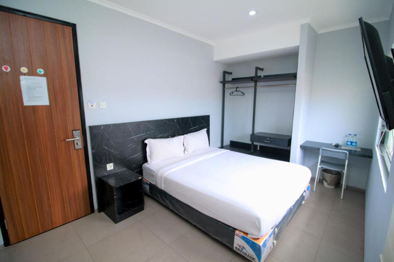 Bale Resident Hostel Jakarta Kültér fotó