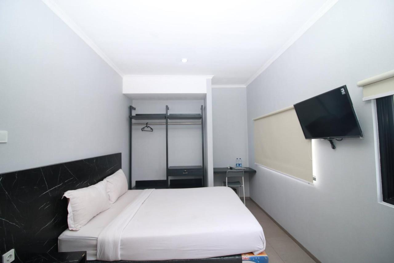 Bale Resident Hostel Jakarta Kültér fotó