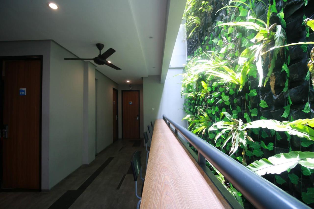 Bale Resident Hostel Jakarta Kültér fotó