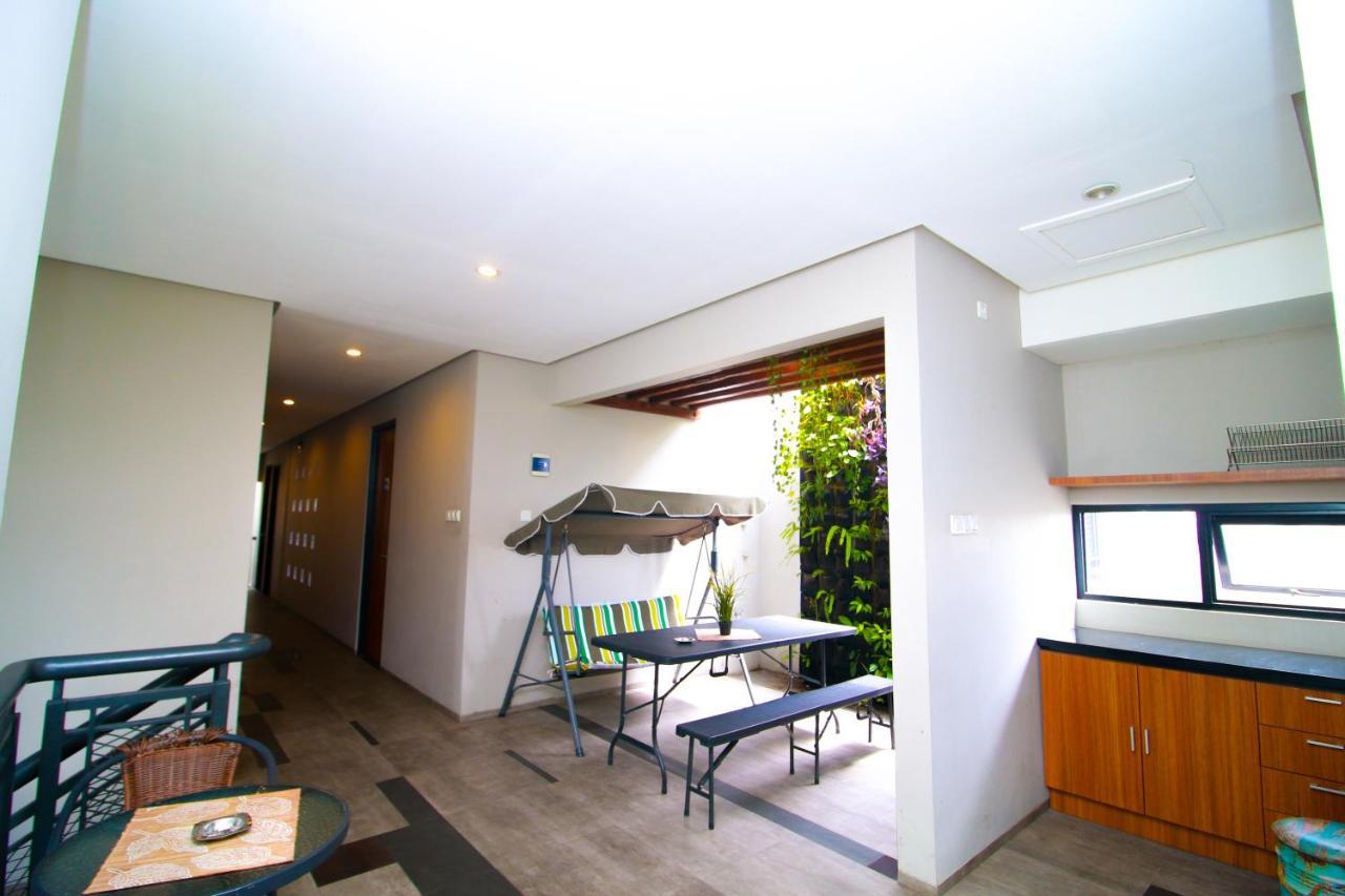 Bale Resident Hostel Jakarta Kültér fotó