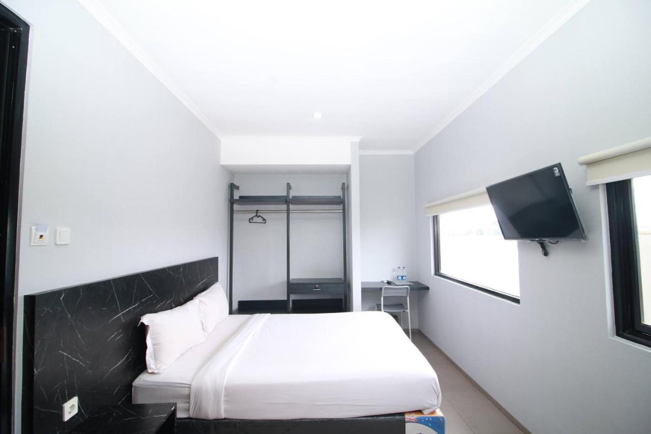 Bale Resident Hostel Jakarta Kültér fotó
